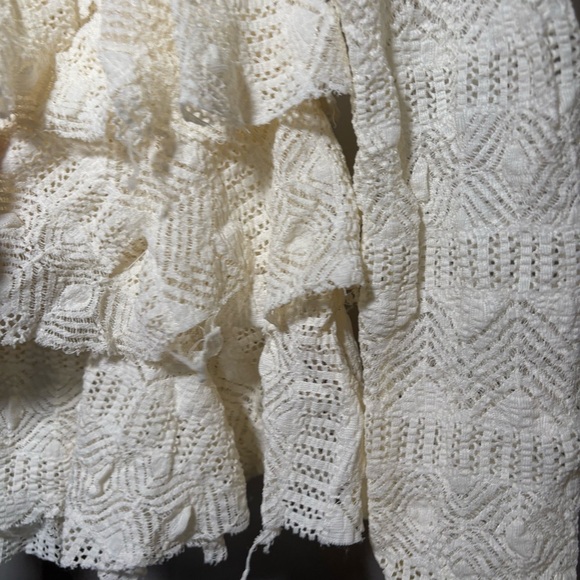 *Sold* Free People Ivory Lace Ruffled Buttoned Tunic Blouse with Tiered Design - Picture 10 of 10